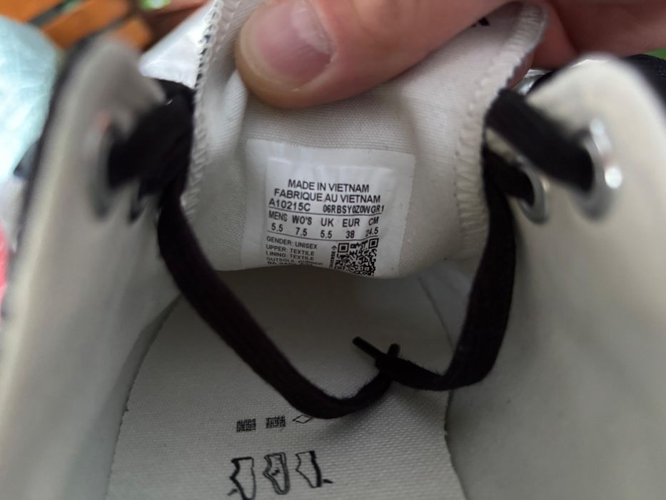 Converse tenesi dama