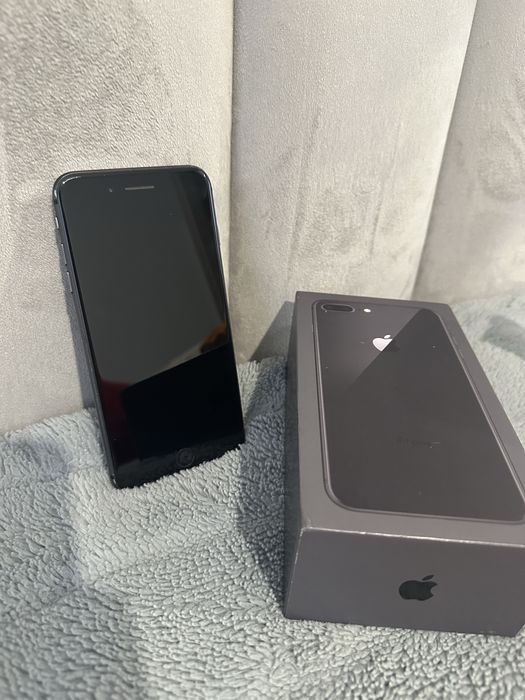 Iphone 8 plus 64 G