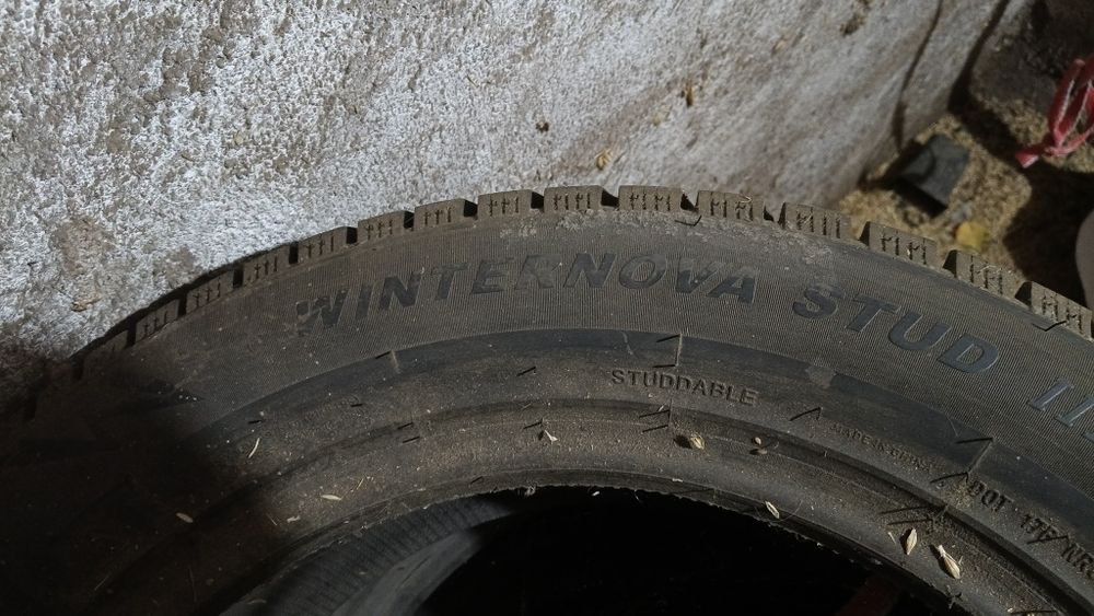 Продам шины на 19