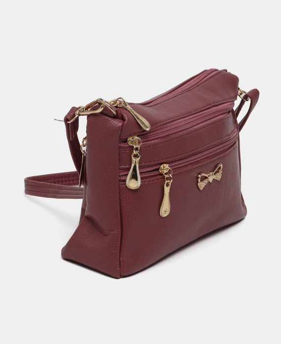 Сумка клатч сотилади