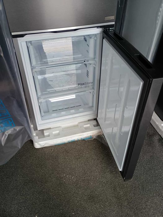 Хладилник с фризер BEKO-БЕКО 186.5 см АеroFlow No Frost®