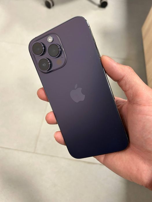 Продам Iphone 14 PRO MAX