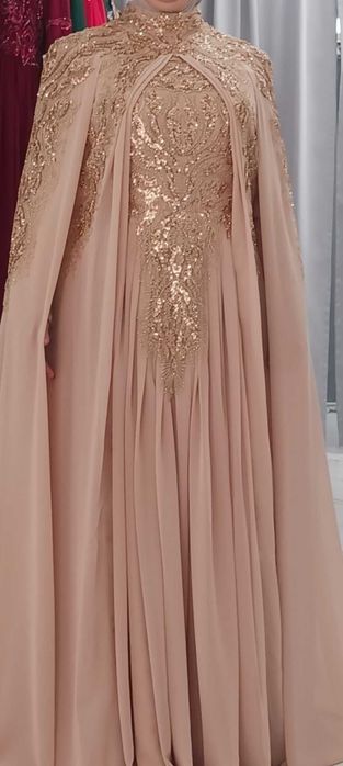 Дамска официална рокля