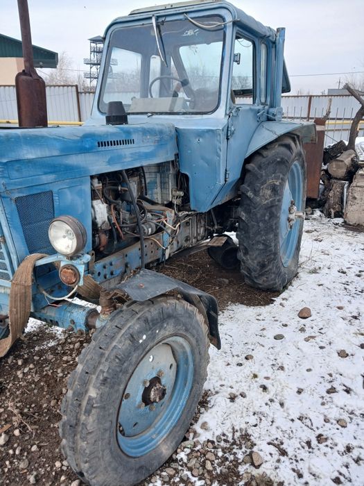 Продам трактор 80