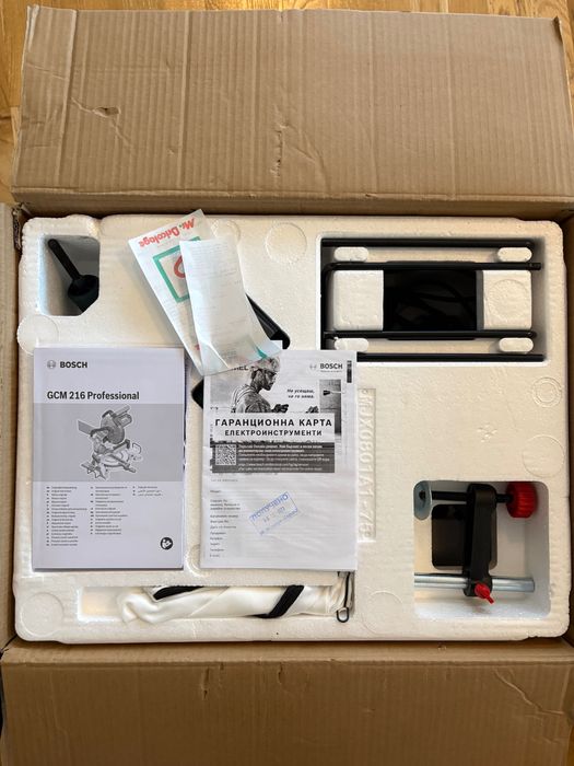Bosch GCM 216 Professional – капачен циркуляр (пълен комплект)