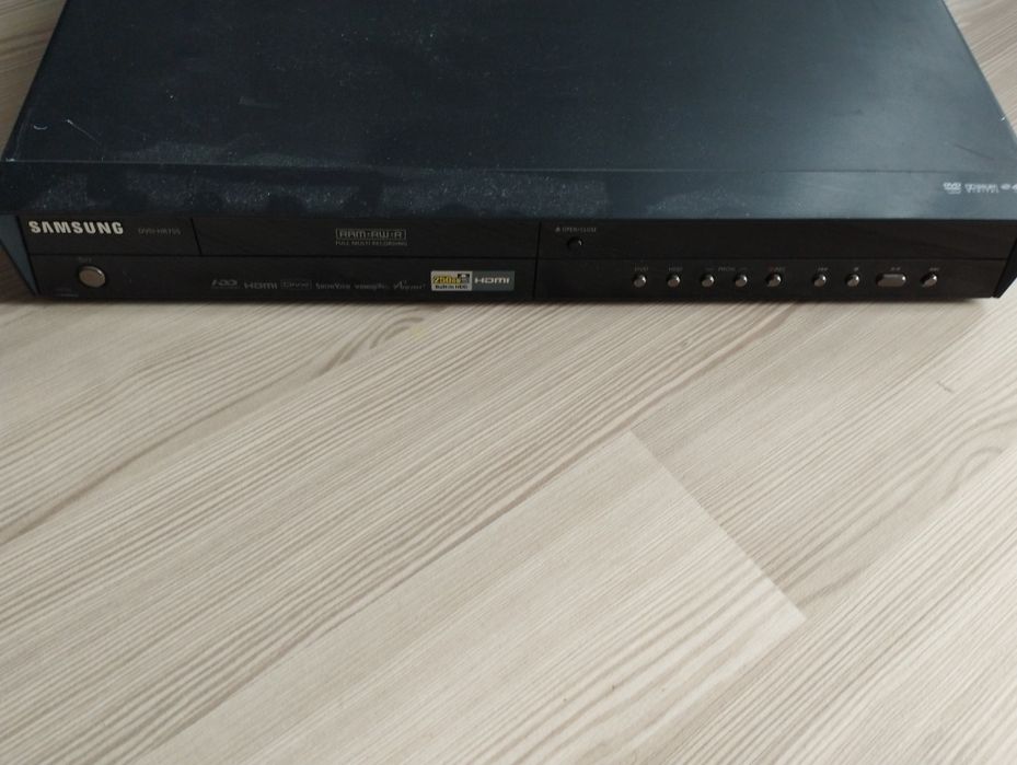 DVD recorder cu HDD inclus!!