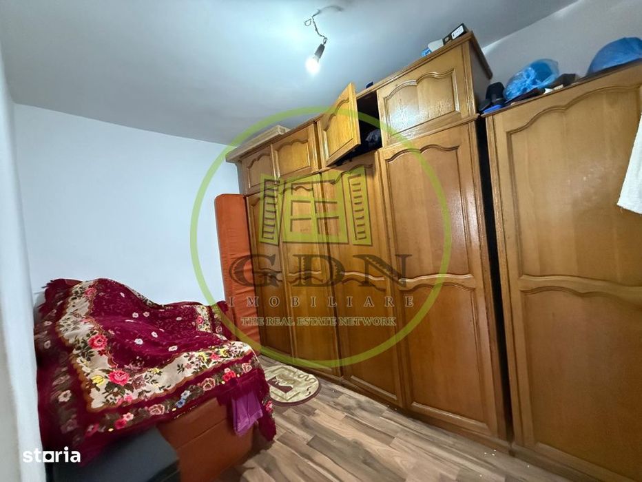 Casa parter, 547 MP teren, 90 MP utili, Craiova, cartier Rovine