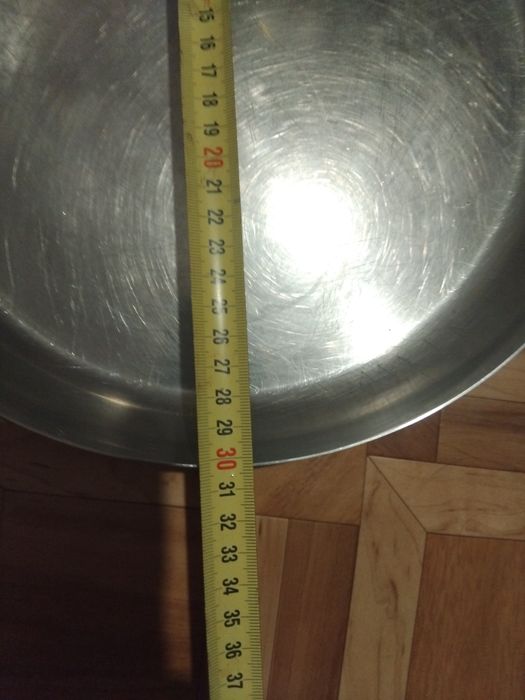 продават се хром николови тави