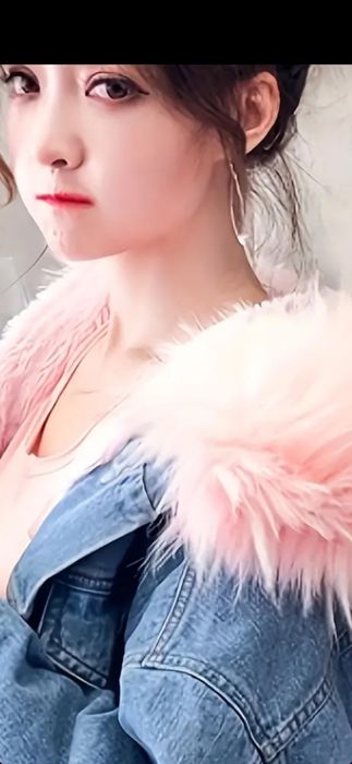 Джинсовая куртка  парка с капюшоном