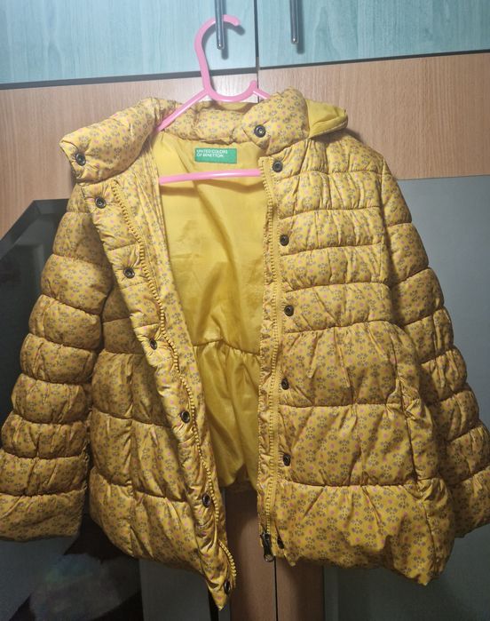Geaca de iarna fetite United Colors of Benetton