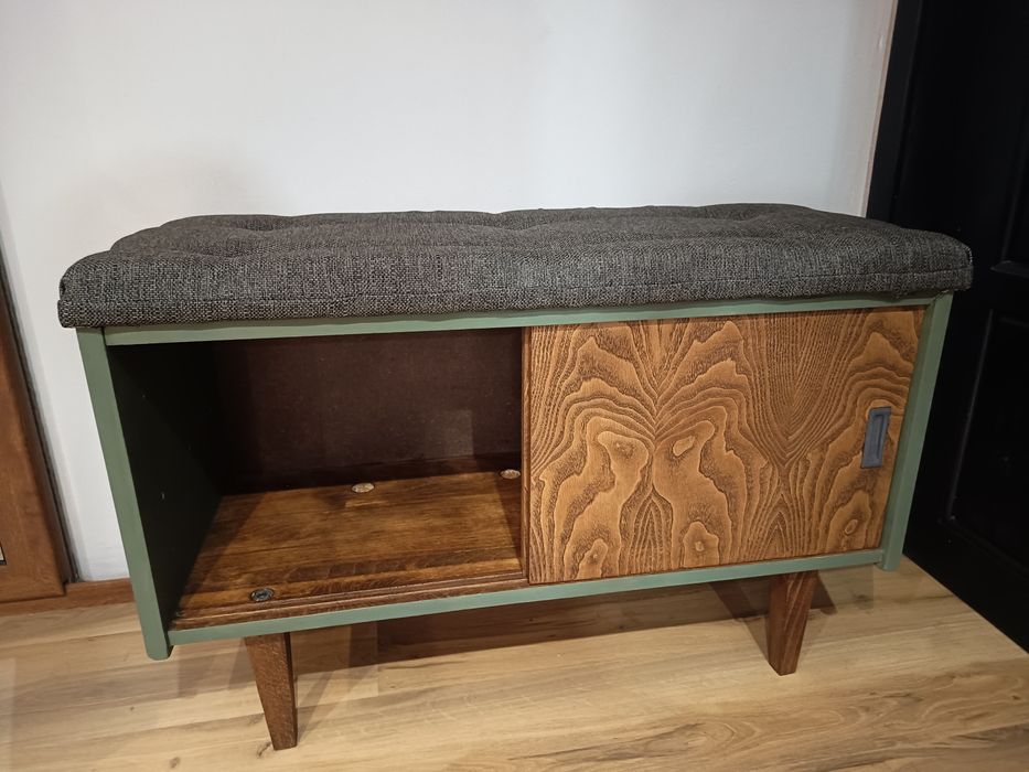 Шкаф за обувки с удобна пейка