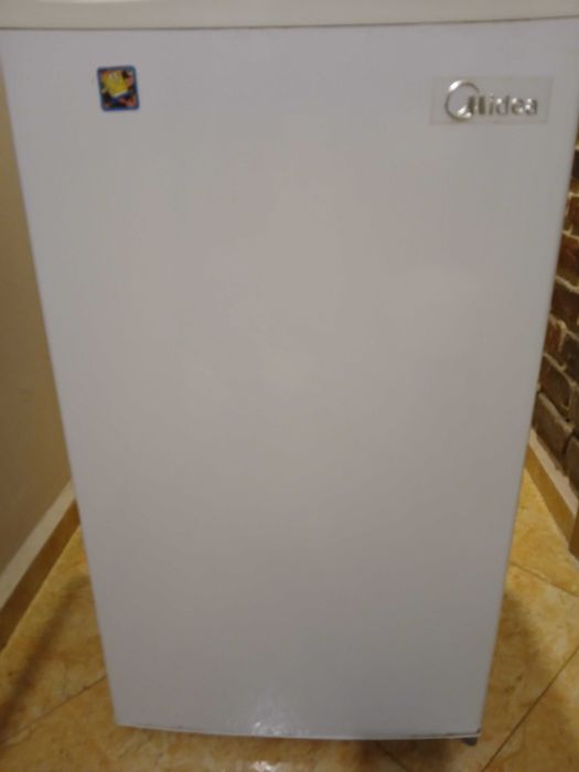 Холодильник Midea