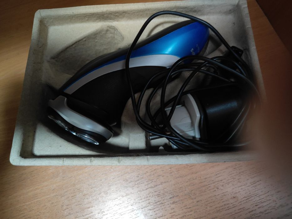 Бритва электрическая filips