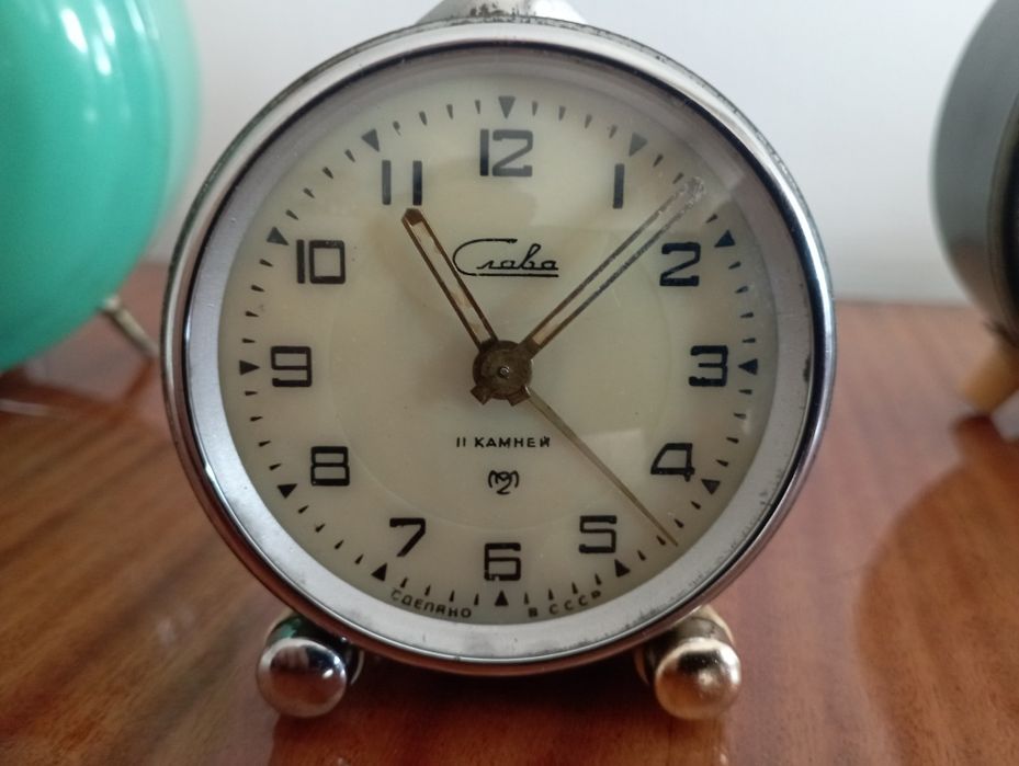 Продам Часы будильники