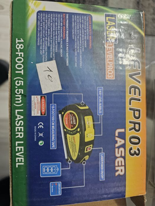 Nivela cu laser roșu