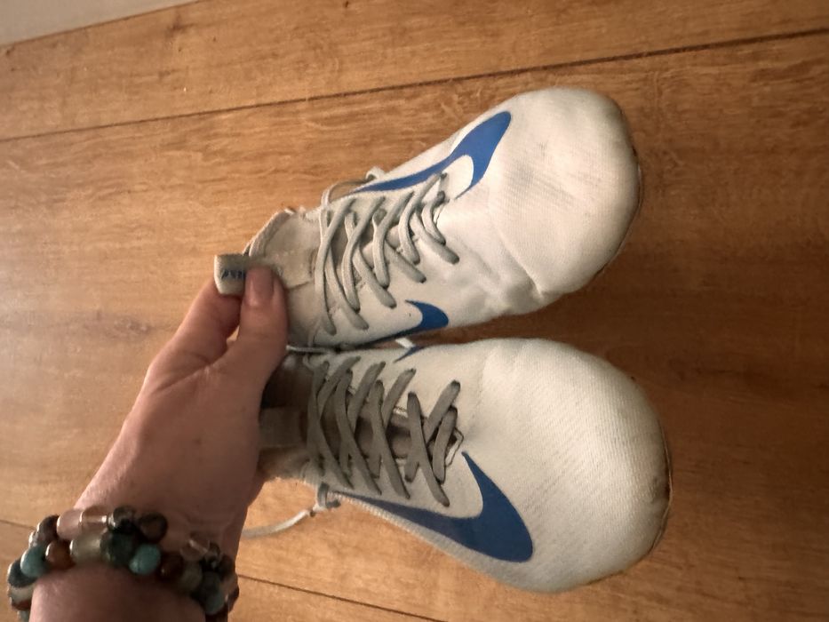 Ghete fotbal Nike crampoane mar 33