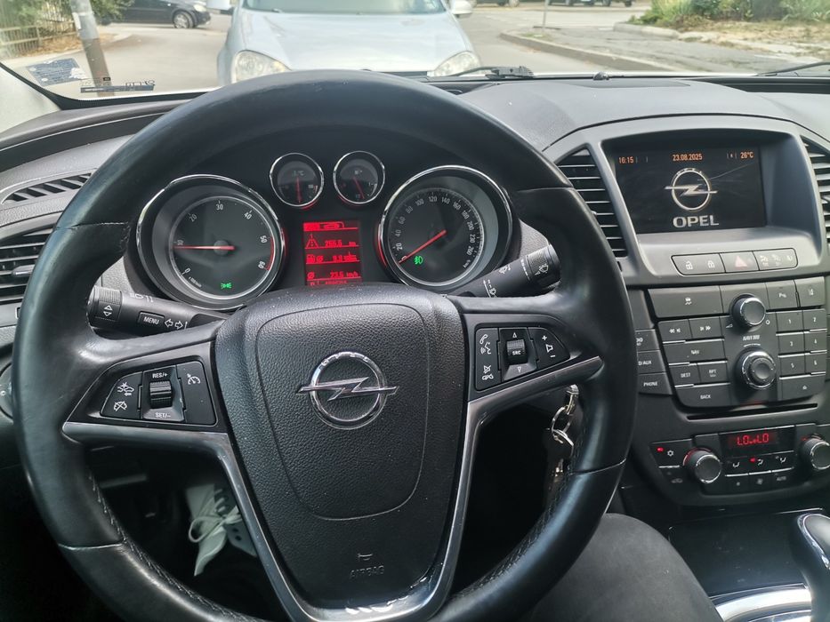 Open insignia 2.0 173коня седан