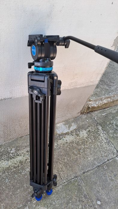 Видео/ фотостатив Benro KH25P