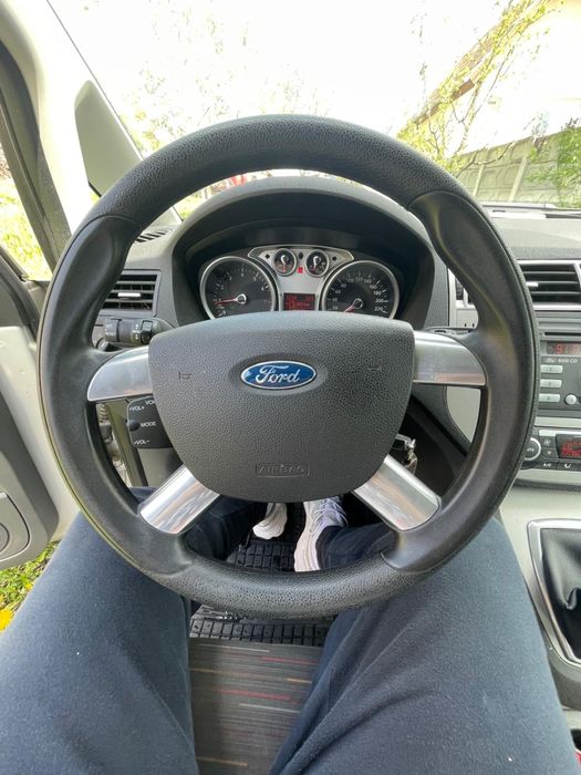 Vand sau schimb ford c-max