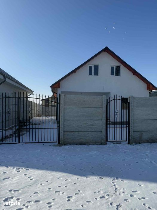 Casa moderna cu 3 camere aproape de plaja Mamaia