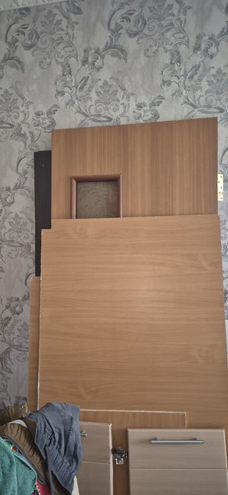 Двери б/у мебель частично