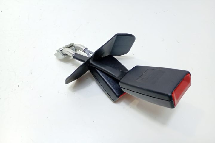 Capsa centura spate 8E085773901C Audi A4 B7