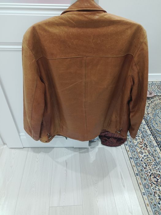 Продам кожанную куртку