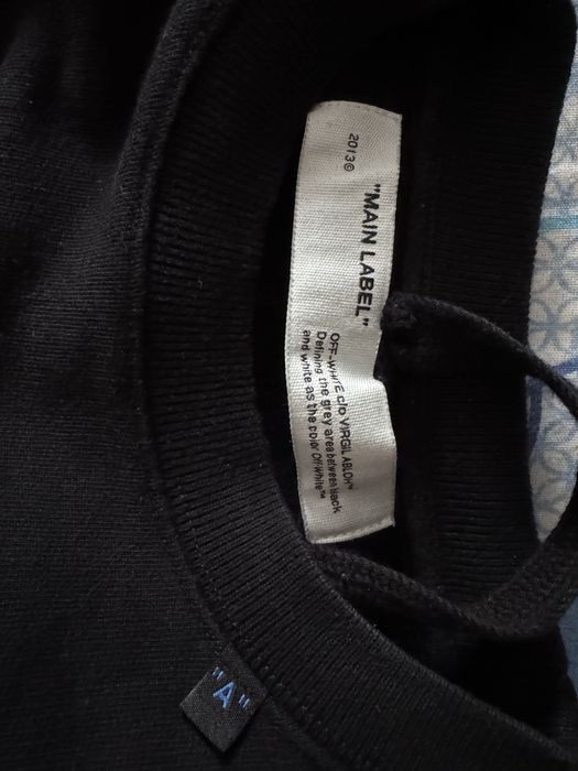 Bluza Off White neagra cu imprimeu galben