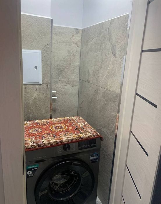 Квартира на Ракат-Корзинка 2*3/4/4 общ пл 60м/77 серия