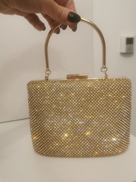 Geanta cu strasuri, o singura purtare