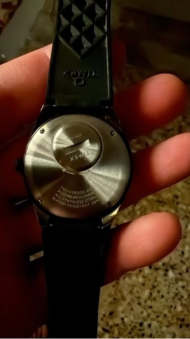 Timex    Q    GMT