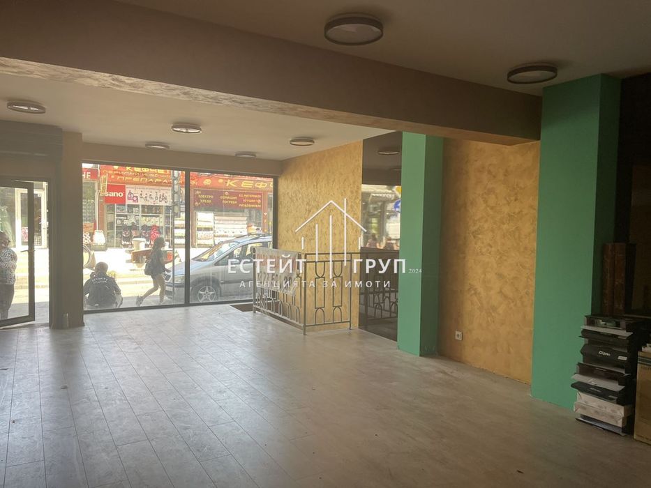 Дава се под наем Магазин в Варна, Колхозен пазар - 81 кв.м за 1020 € - Снимка #4