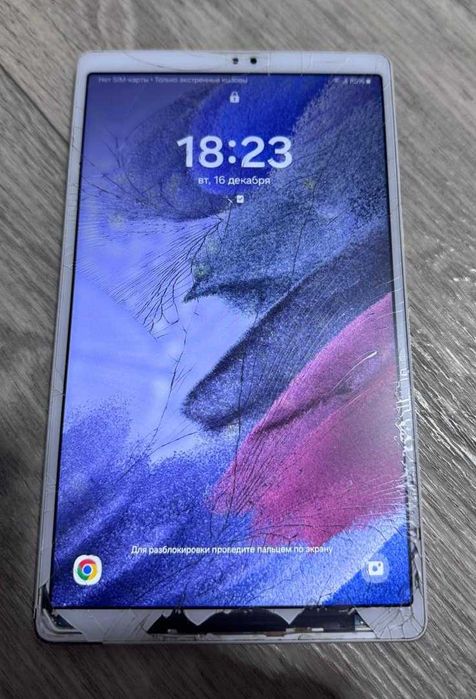 продам планшет 8.7 дюйма Samsung Tab A7 3/32Gb 4G LTE (трещины)