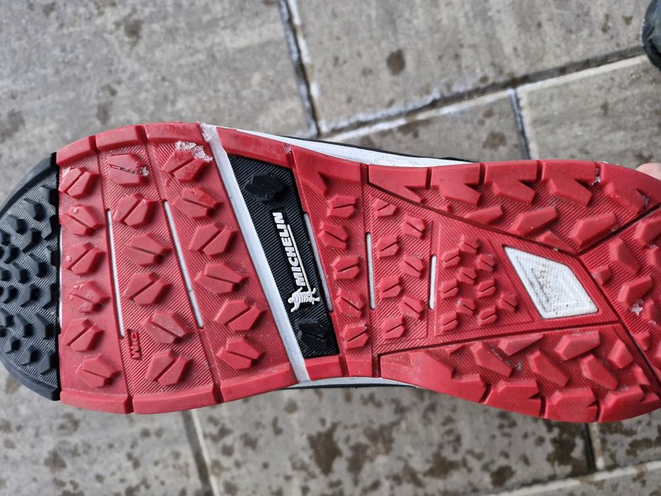 Boots Burton marimea 44