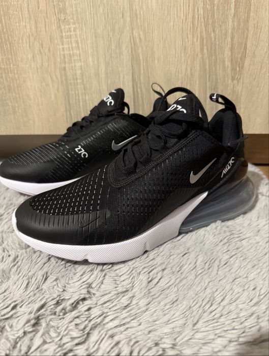 Nike air max 270