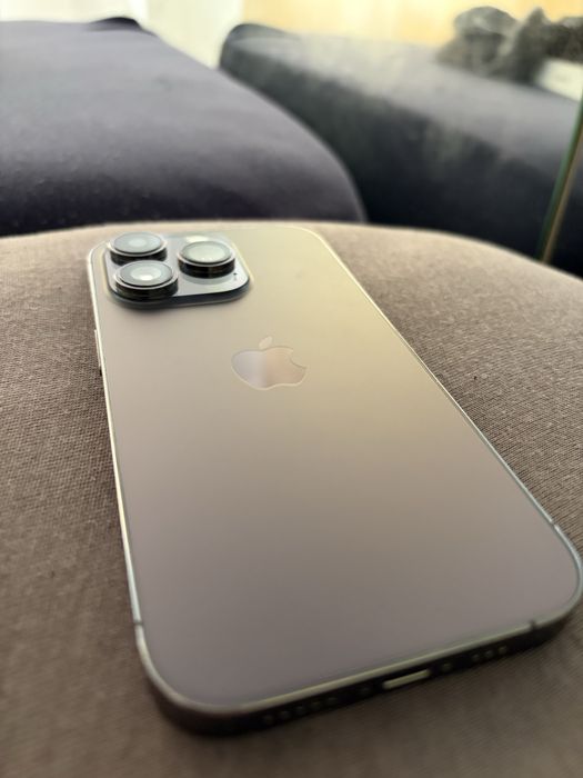 iPhone 14 Pro Deep Purple