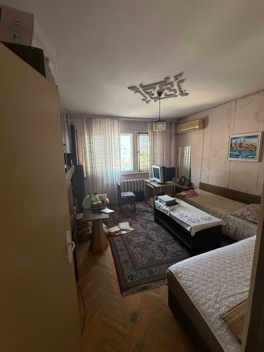 Продава се Тристаен апартамент в Пловдив, Христо Смирненски - 82 кв.м за 2257 €/кв.м - Снимка #4