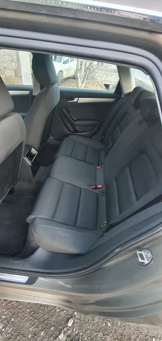 Vand AUDI A4 B8 2.7 TDI V6 Panoramic 2011