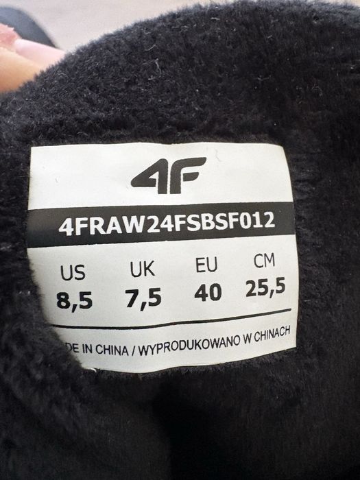 Bocanci de zapada negri