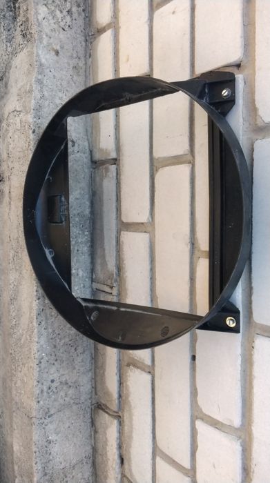 Диффузор на мерседес  190