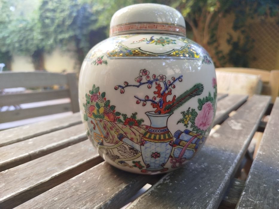 Bol cu capac porțelan pictat China