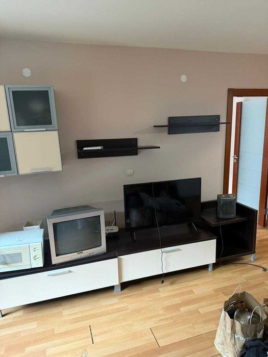 Продава се Двустаен апартамент в Варна, Център - 70 кв.м за 722 €/кв.м - Снимка #2