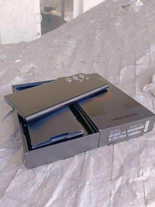 S22UTRA 12 256 1 SIM