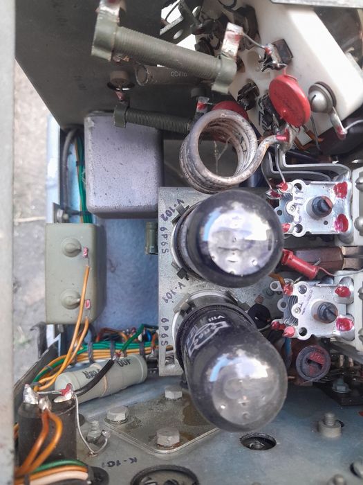 МИГ15,17,19 Стара Руска Военна Лампова  Самолетна радиостанция R 800-1