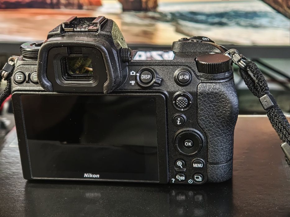 Nikon Z6 II la cutie