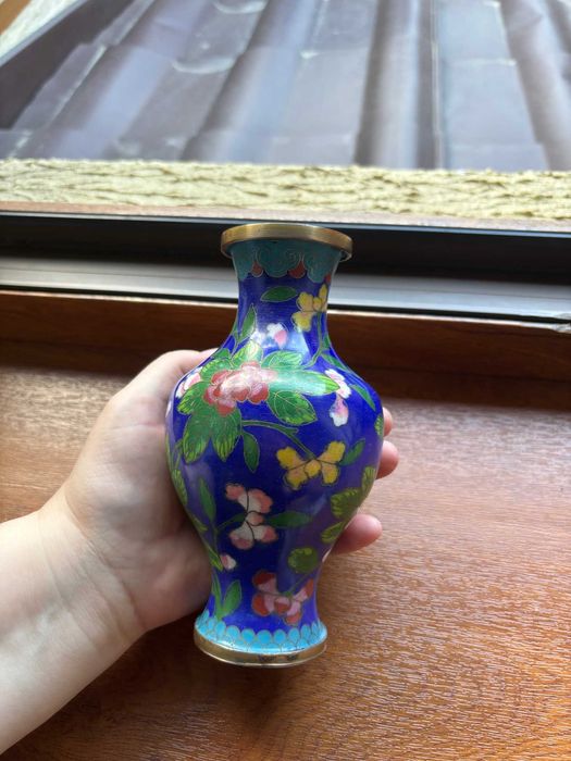 Vază chinezească cloisonne/bronz+emailu/h=16,5cm.