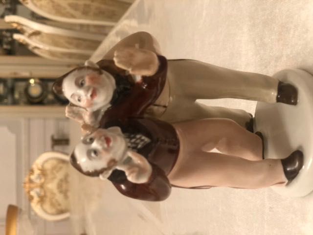 Статуэтка фарфор