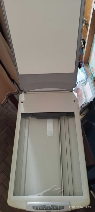 Скенер Umax Astra 4100