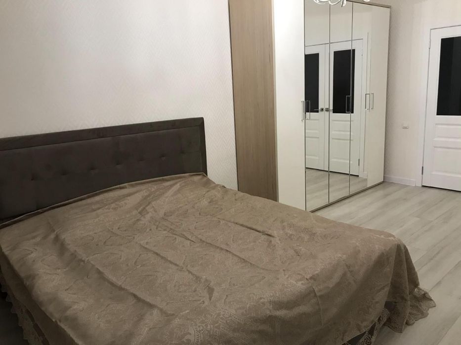 Продам спальную кровать