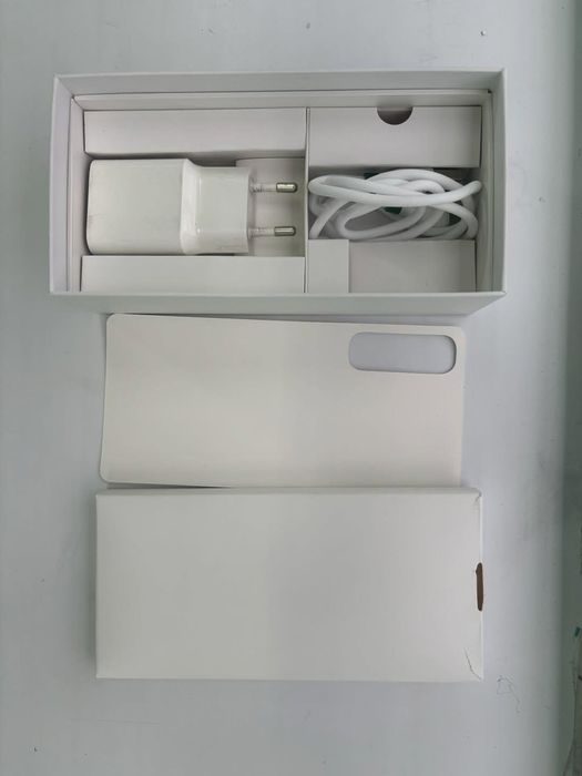 Продам телефон моделей Xiomi Redmi 8